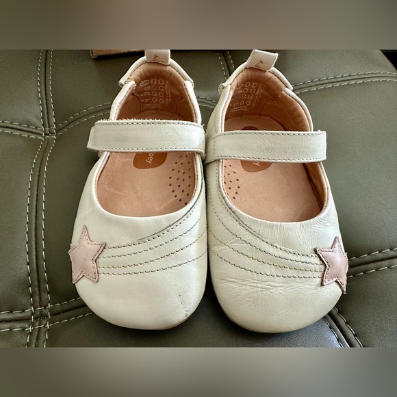 Tip Toey Joey Girl's Dolly Star Mary Jane Candy Cream US size 6.5, EUR 22 - Picture 8 of 9